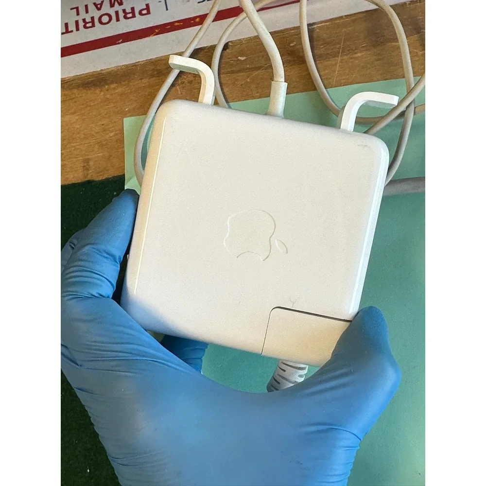 Apple 85W MagSafe Power‎ Adapter A1343 MacBook Pro Charger L-Tip White